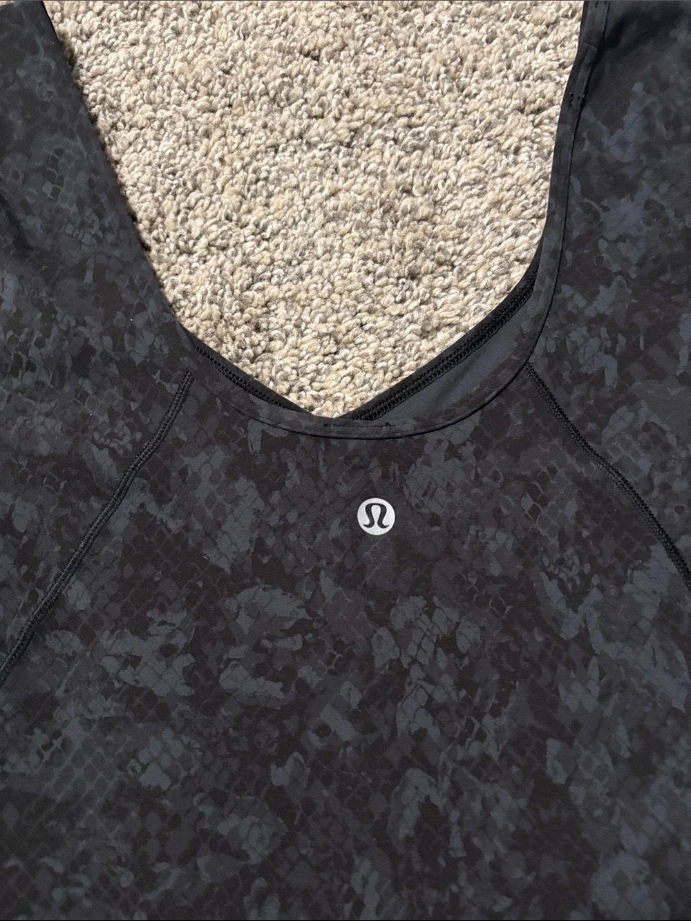 Lululemon Align Tee - Picture 4 of 4